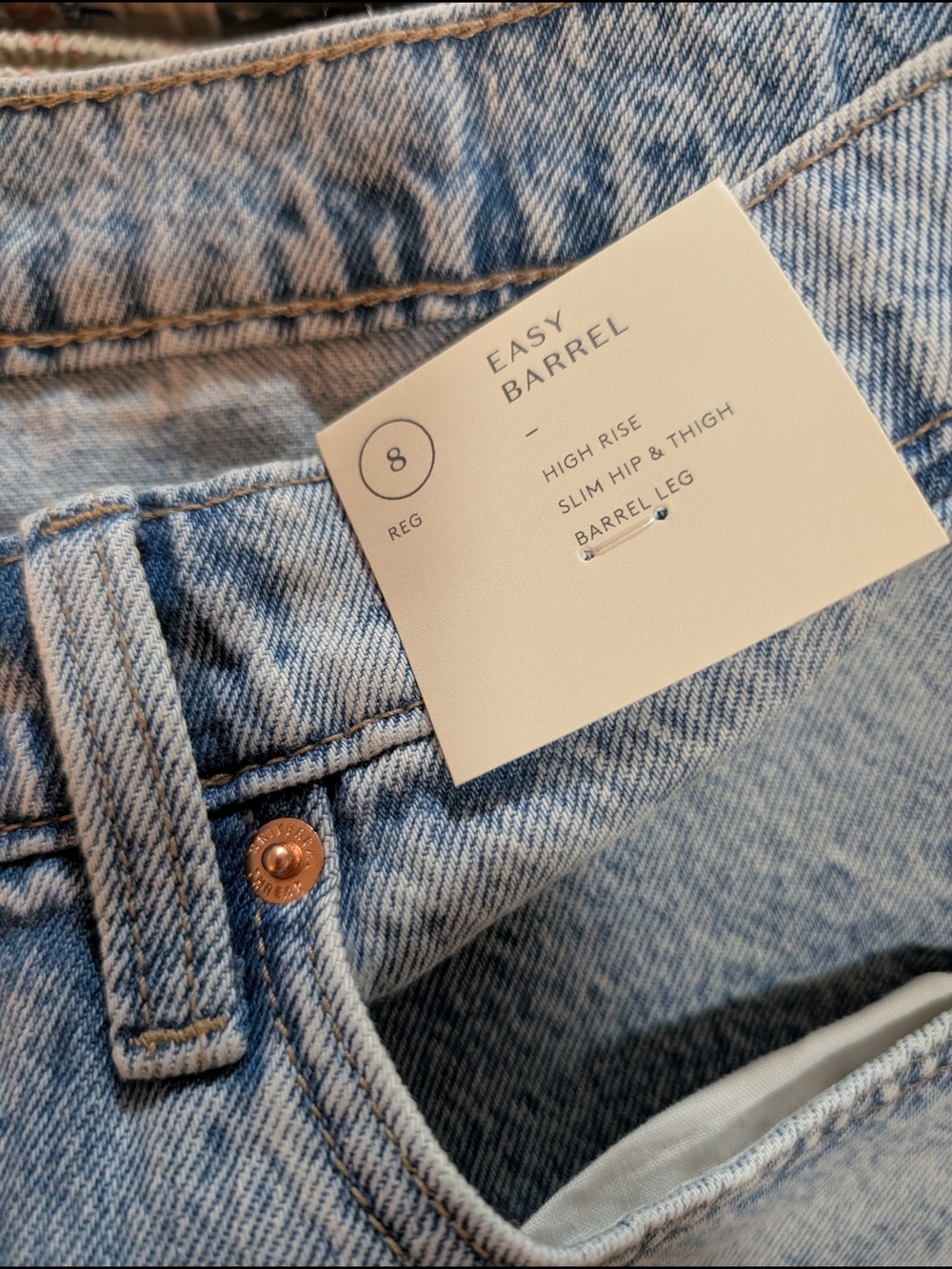 Universal Thread Light Blue Denim Jeans - Picture 12 of 13